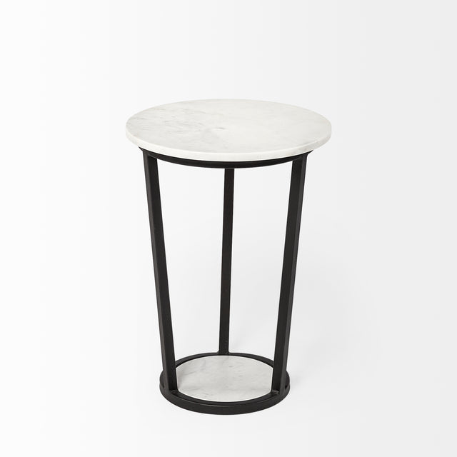 table d appoint ronde avec plateau effet marbre blanc et structure metal noire.