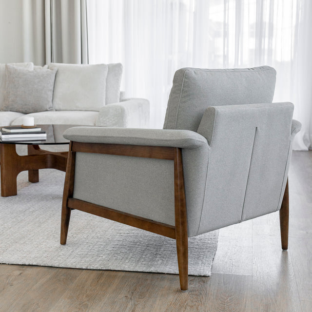 Fauteuil en tissu sable feutré - Arnold