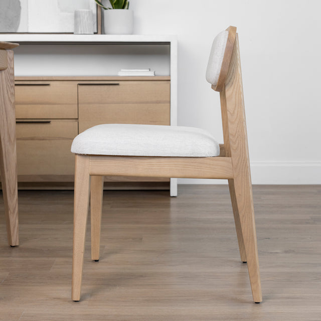 Dining chair in sand-colored fabric and light ash wood - Nora