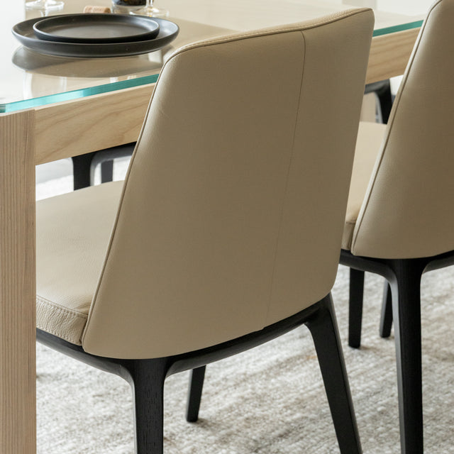 Chaise de cuisine en cuir taupe - Tessa