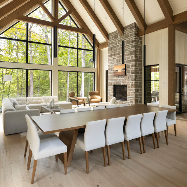 Chaise de cuisine en tissu lièvre et merisier ambré foncé - Gemma