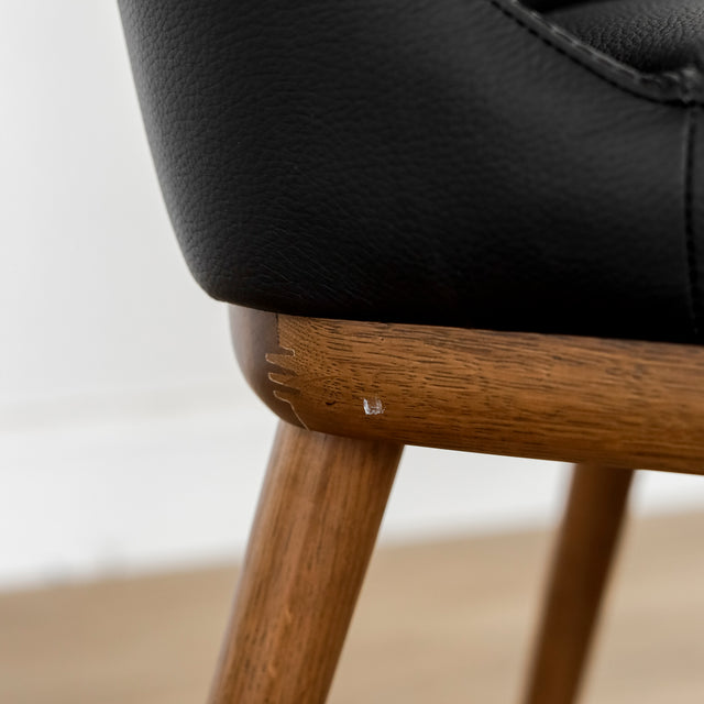 Chaise de salle à manger en cuir noir - Iris