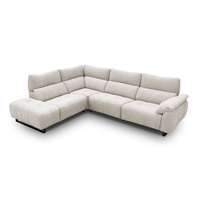 sofa modulaire en tissu sable fin, inclinable, au design contemporain sur fond blanc.