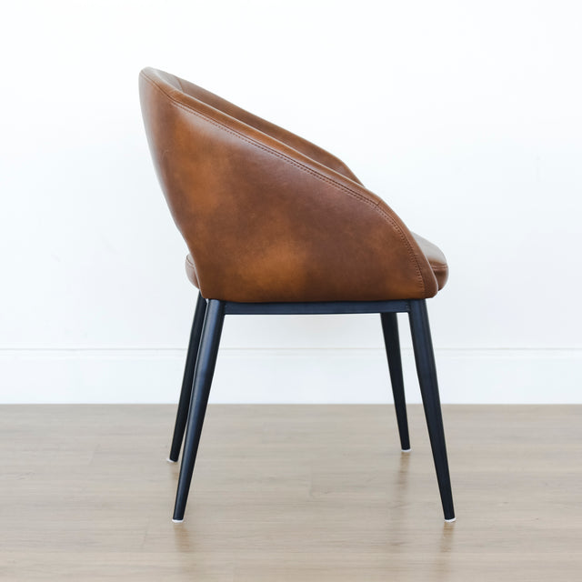 Chaise de salle à manger en cuir végane cognac - Madison