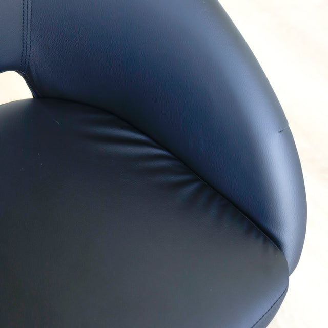 Chaise de salle à manger en cuir végane noir - Madison