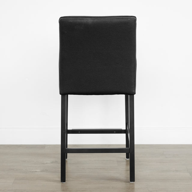 Sinatra stool