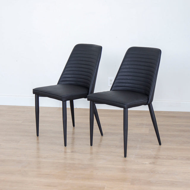 Ensemble de deux chaises Alice en cuir végane noir