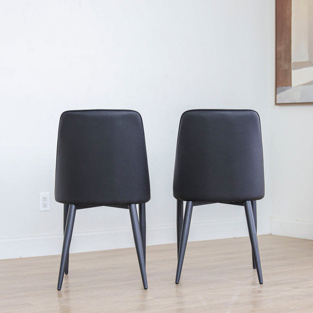 Ensemble de deux chaises Alice en cuir végane noir