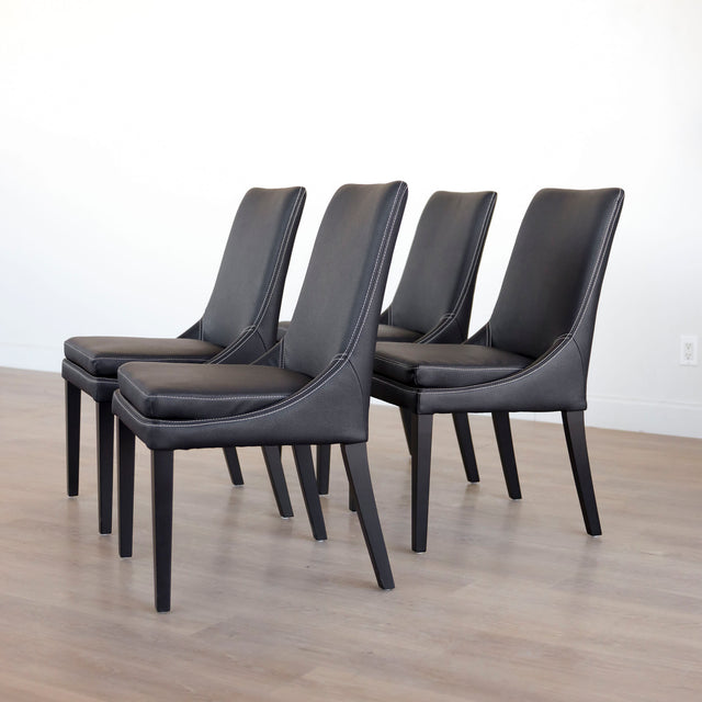 Ensemble de 4 chaises de cuisine SINATRA en cuir végane noir avec pattes noires