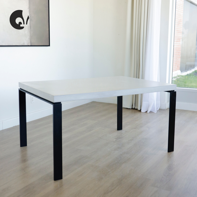 Table de cuisine en béton ciment - ROCHEFORT