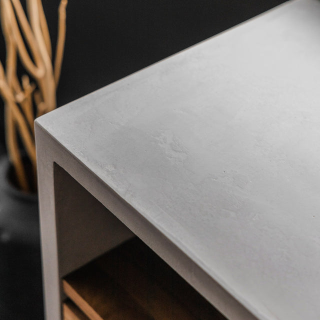 Buffet Anabel en bois avec finitions raffinées, idéal pour un intérieur chic et organisé. Anabel sideboard in wood with refined finishes, ideal for a chic and organized interior.