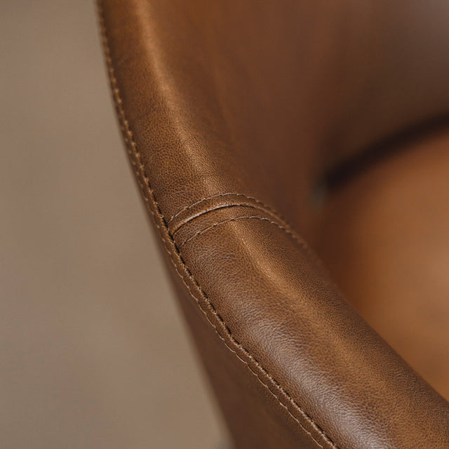 Chaise de cuisine en cuir végane cognac - Madison