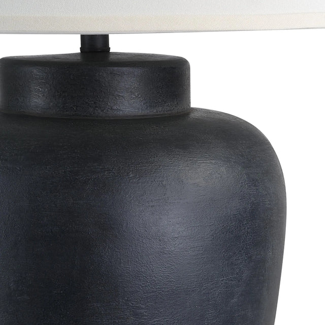 Avelyne table lamp