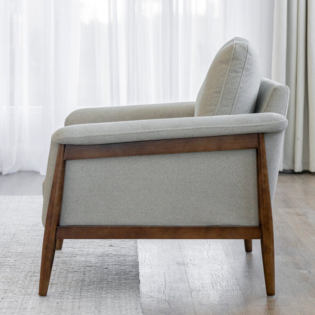 Fauteuil en tissu sable feutré - Arnold