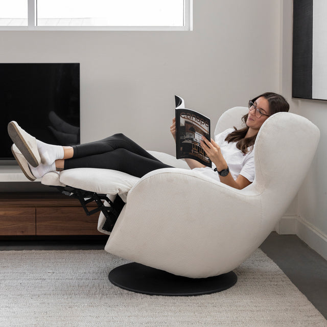 Winston Armchair with Zero Gravity Technology