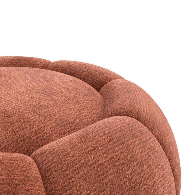 Pouf rond terracotta en tissu, vue dessus, design capitonné pour présentation produit.