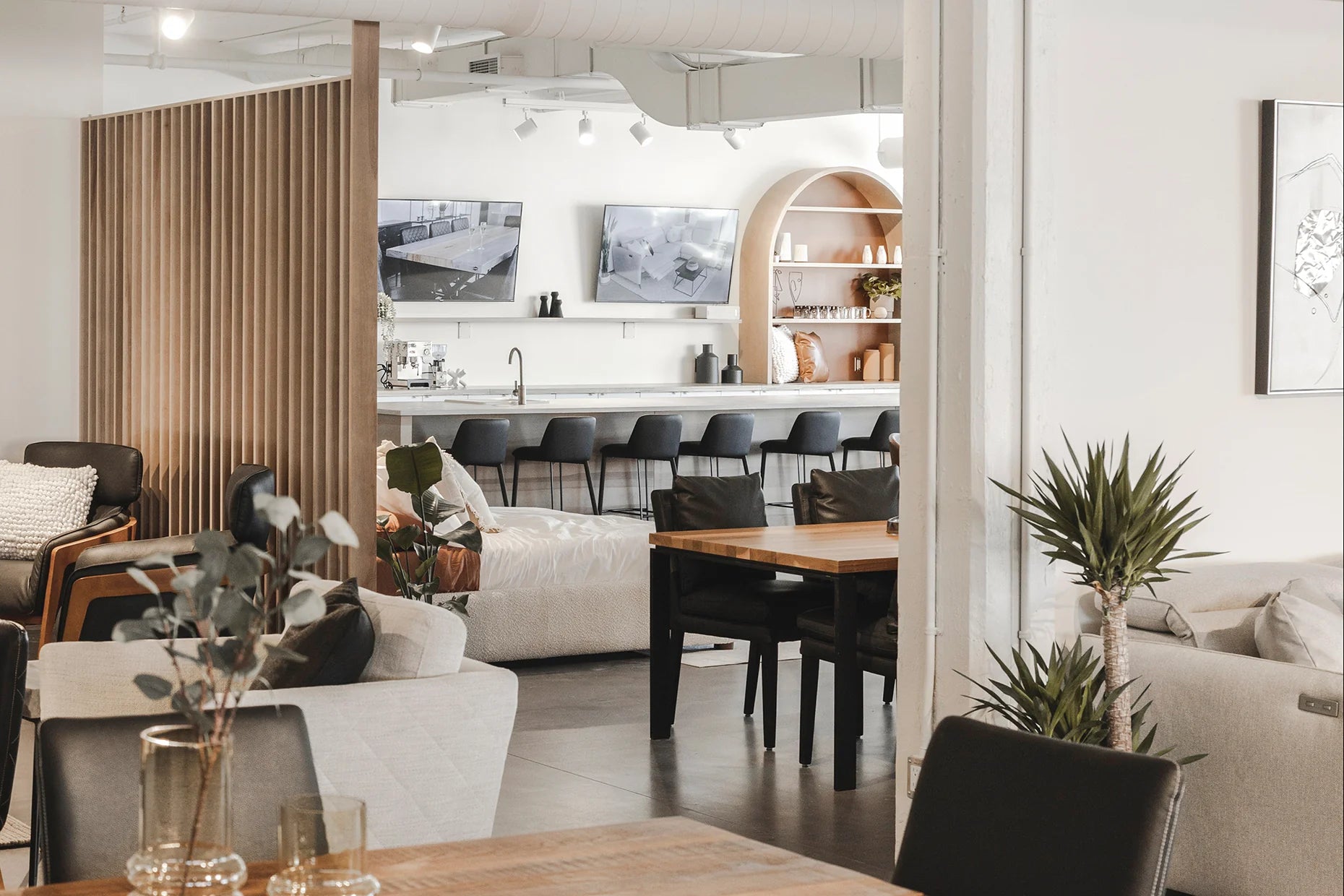 Nos boutiques - Québec, Laval, Brossard