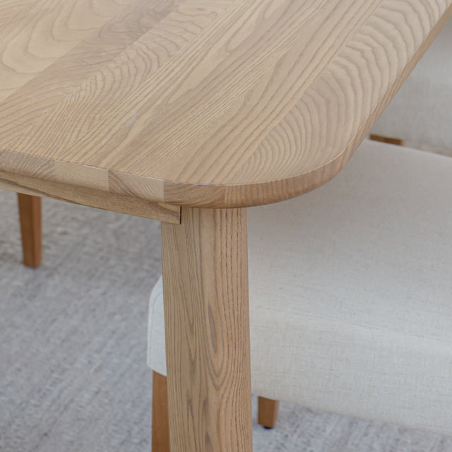 Wooden dining table - Montcalm