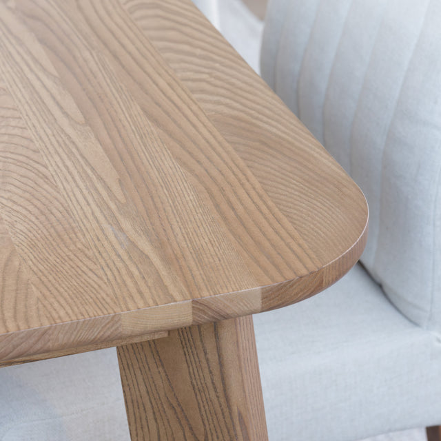Wooden dining table - Montcalm