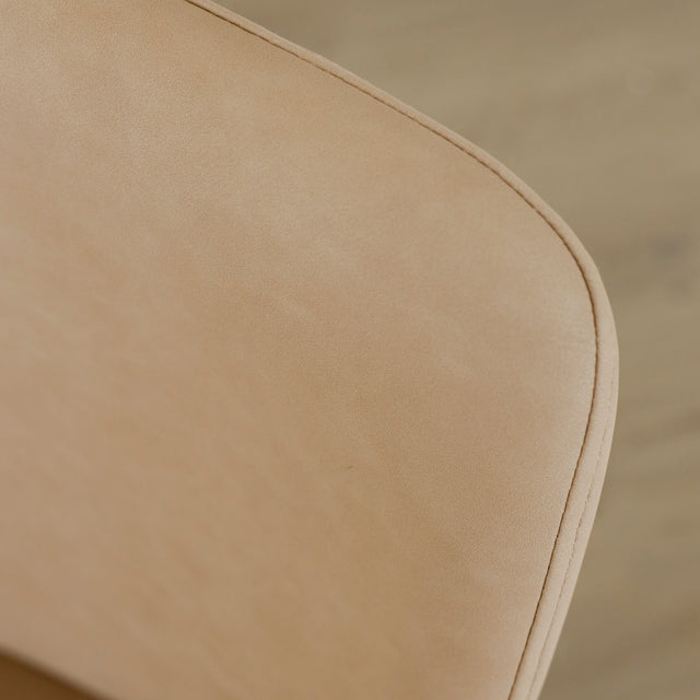 Chaise de cuisine en cuir végane tan - Odile