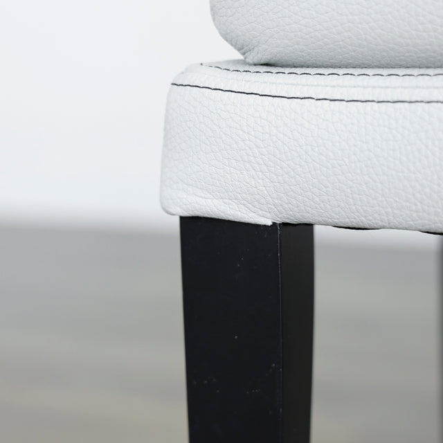 Chaise de cuisine en cuir végane crème - SINATRA