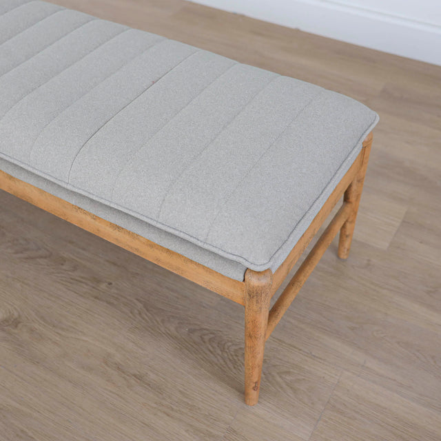 Banc Savannah en tissu sable feutré