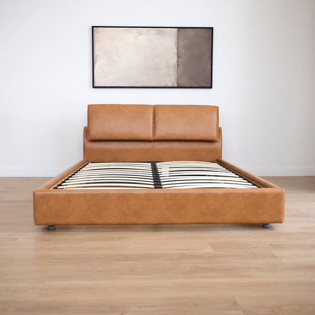 Lit Delacroix grand en cuir végane cognac