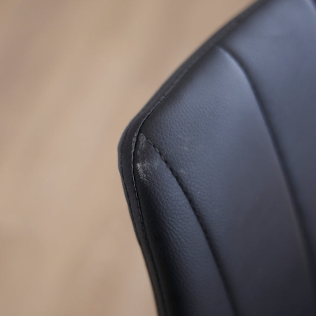 Chaise de cuisine en cuir végane noir Parker