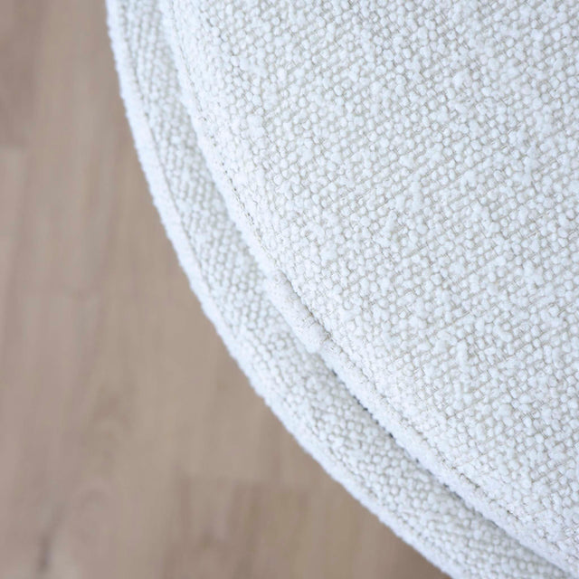 Ottoman West avec rangement en tissu bouclé ivoire et bois teinture noyer