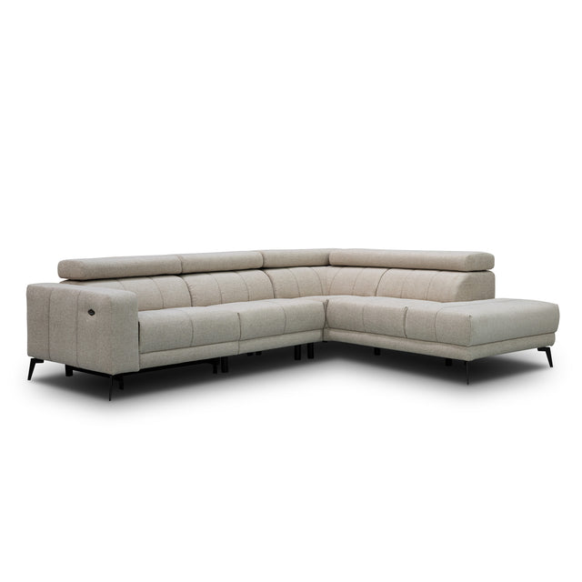 sofa modulaire en tissu greige, design moderne sur fond blanc. 