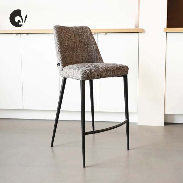 Tabouret comptoir en tissu brun d'argile - Maria